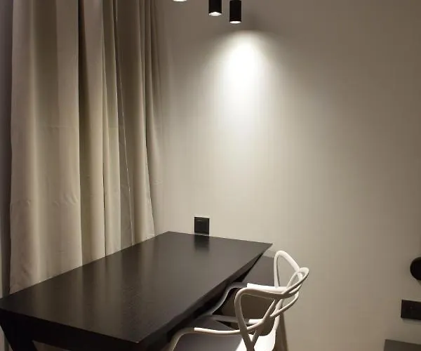 Uroczy Z Widokiem I Darmowym Parkingiem