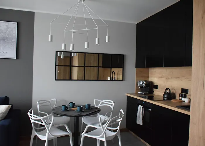 Uroczy Z Widokiem I Darmowym Parkingiem *